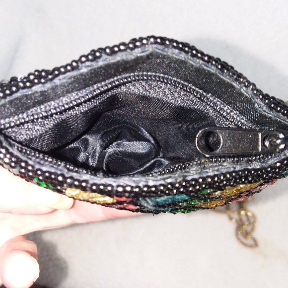 CUTE Hand Beaded Cross Body Coin Purse - Picture 6 of 6